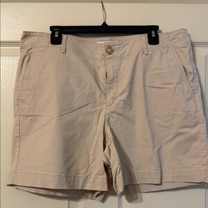 LOFT Light Beige Women's Chino Shorts